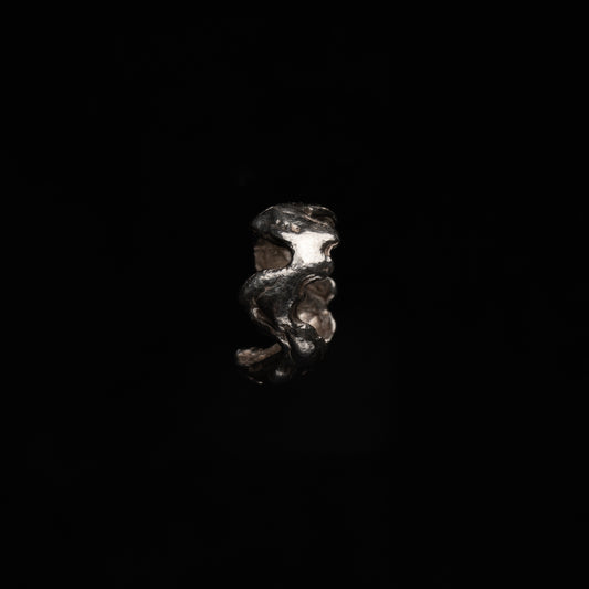 R66 (The Asymmetric Arc Ring)