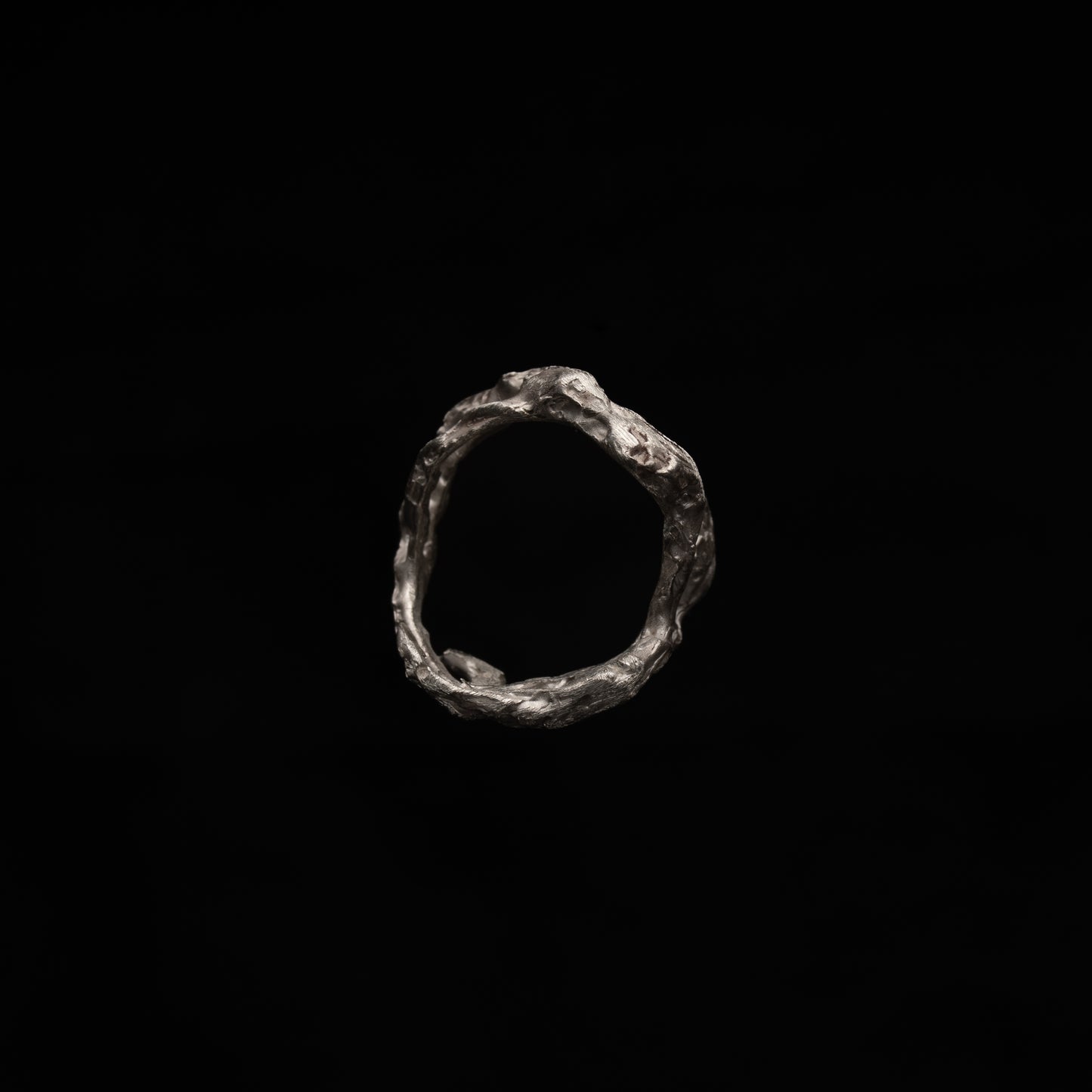 C08 (The Tides & Heart Ring)
