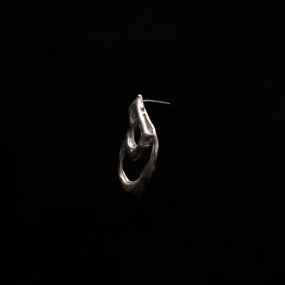 E24 (The Kinetic Flow Drop Earrings)
