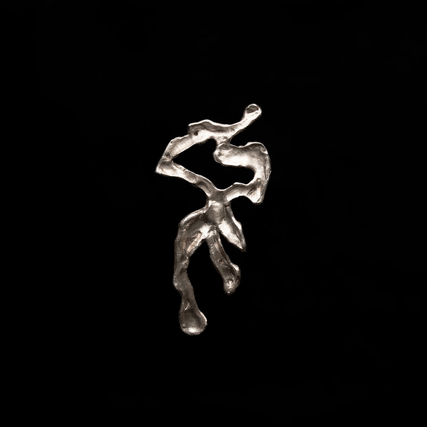 G01 (The Verdant Tendril Pendant)