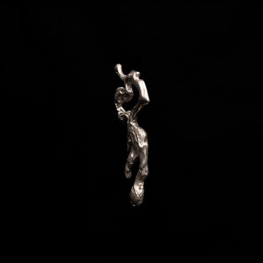 G01 (The Verdant Tendril Pendant)