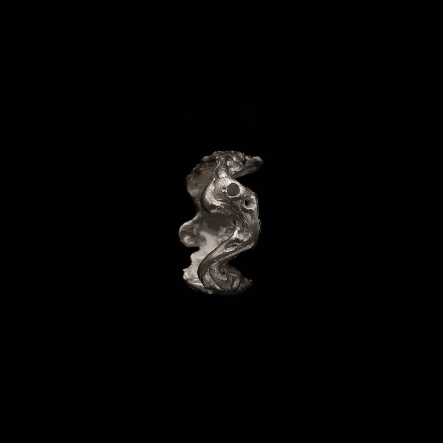 R42 (The Void & Form Ring)