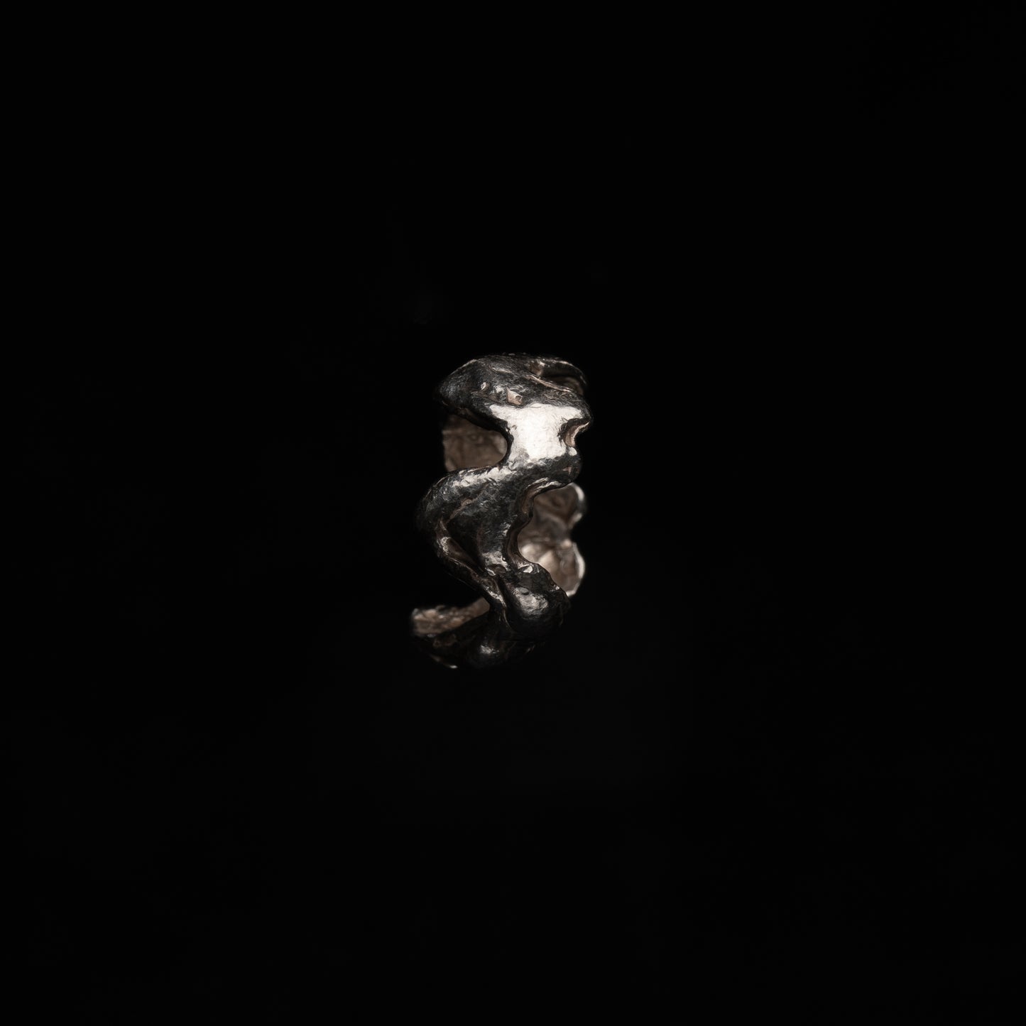 R66 (The Asymmetric Arc Ring)